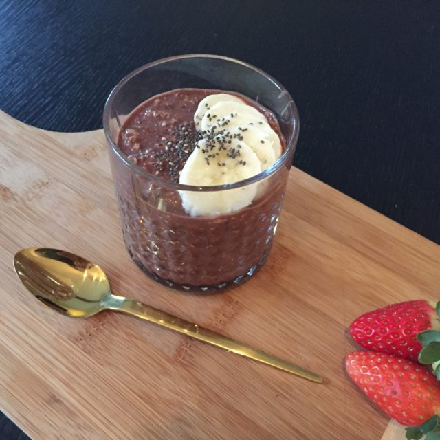 Glutenfri kakao-morgengrød